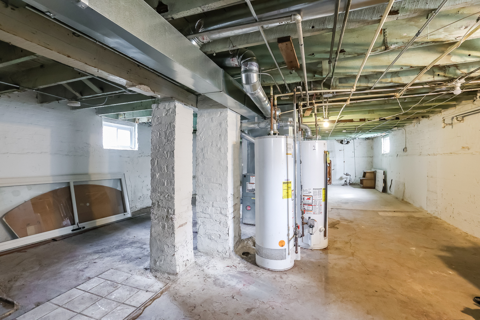 1240 Victoria Avenue