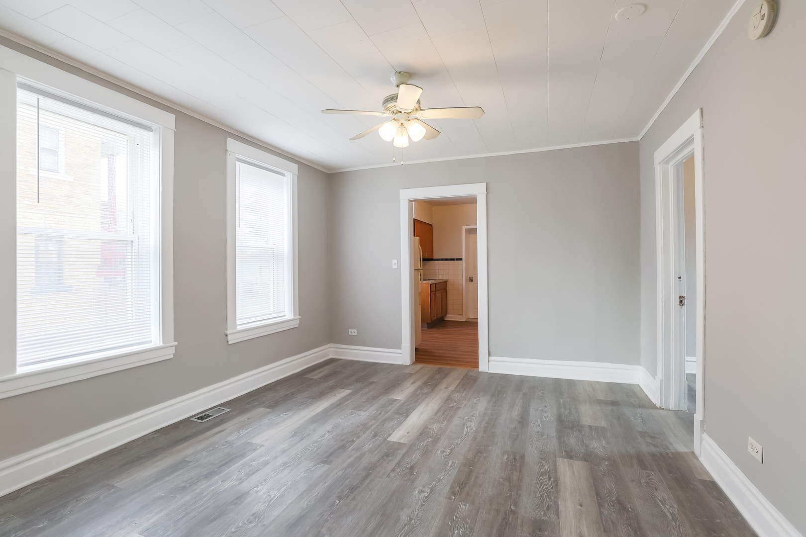 1240 Victoria Avenue