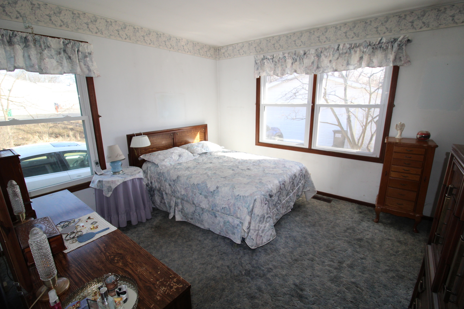 600 S Eastman Street