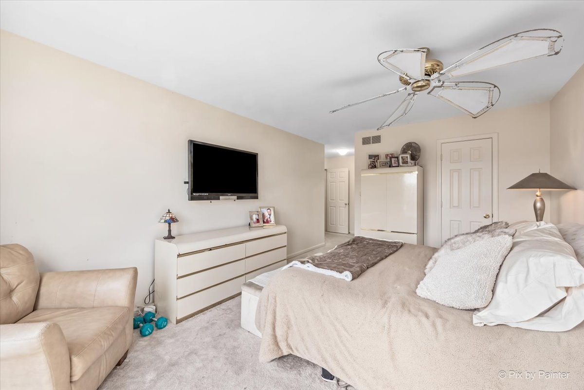 829 N Shoreline Road