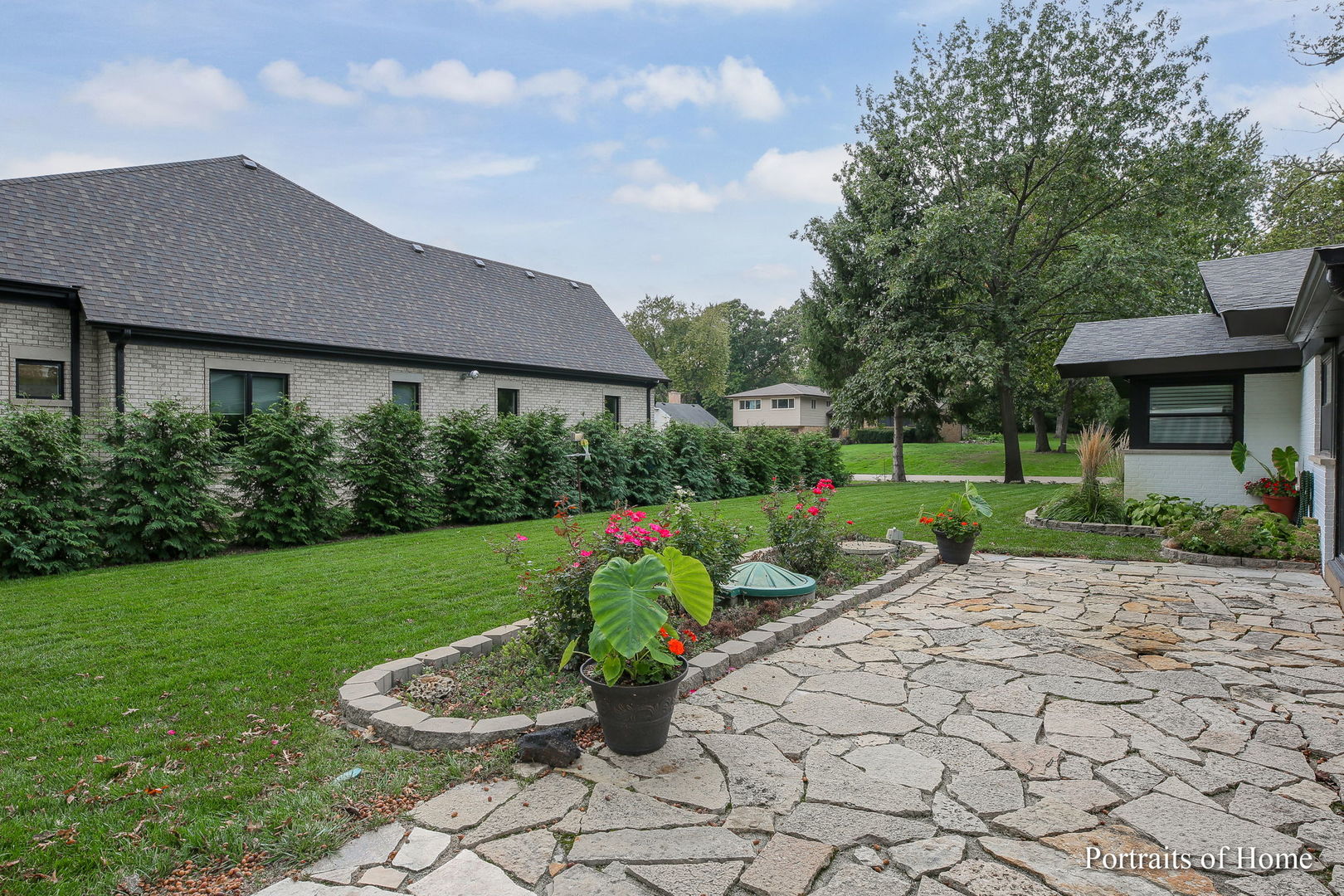 22W111 Hickory Court