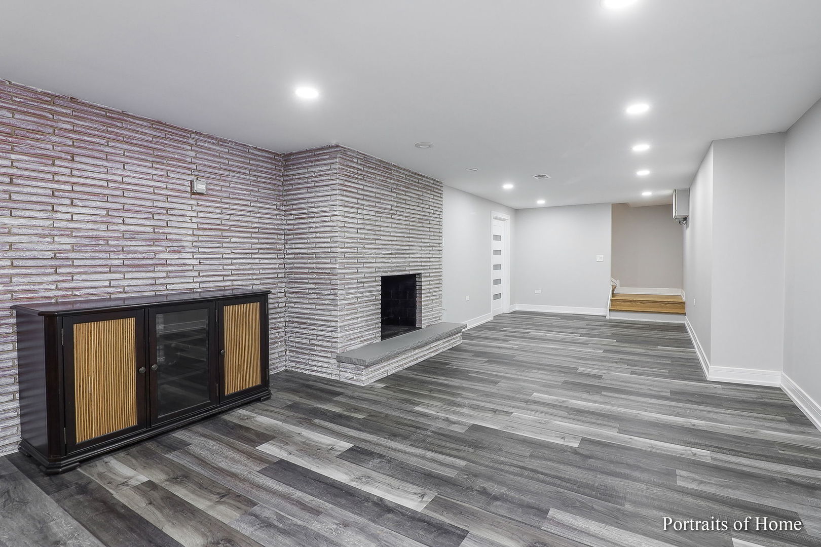 22W111 Hickory Court