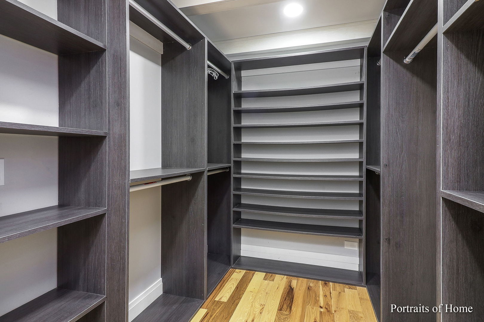 22W111 Hickory Court