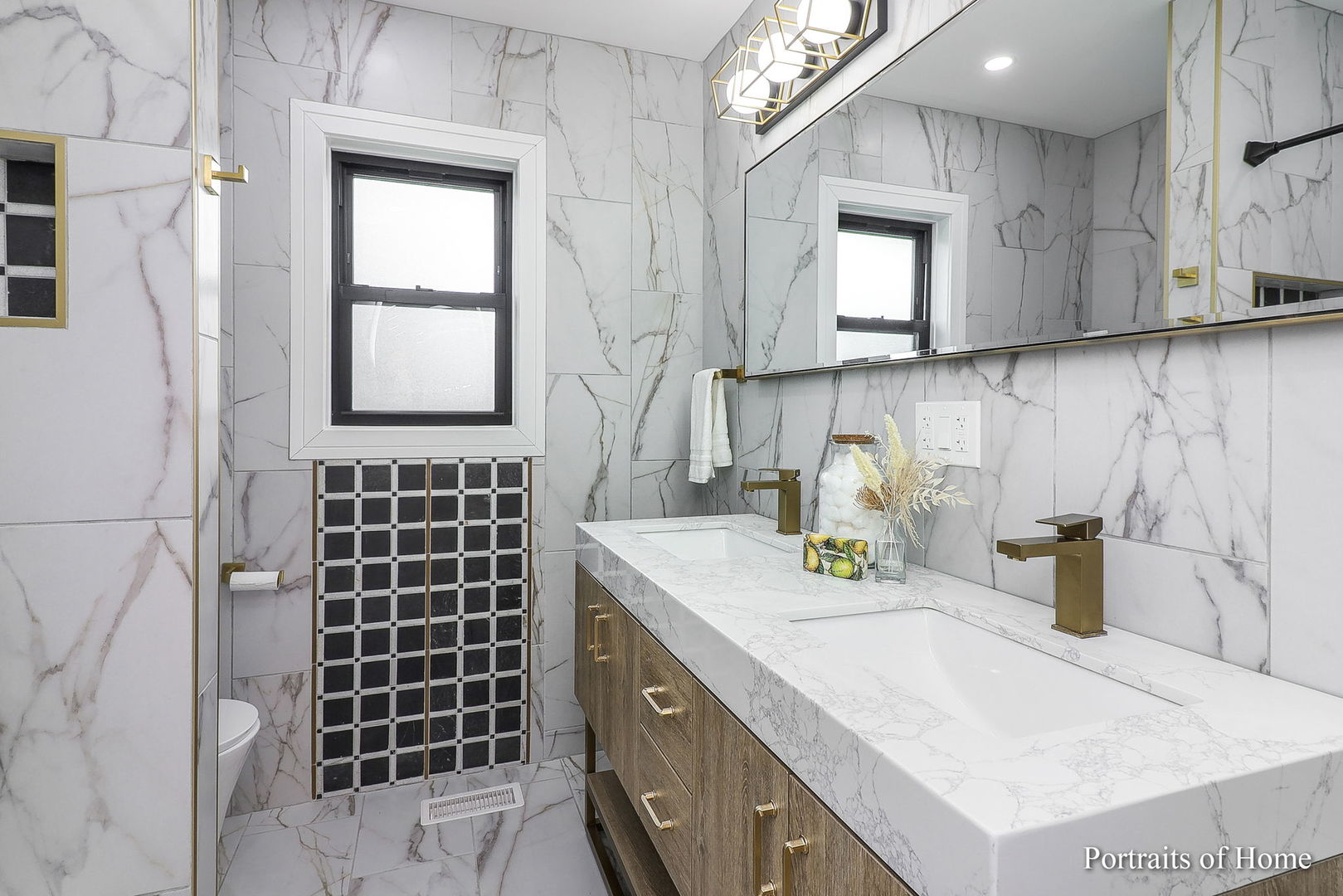 22W111 Hickory Court