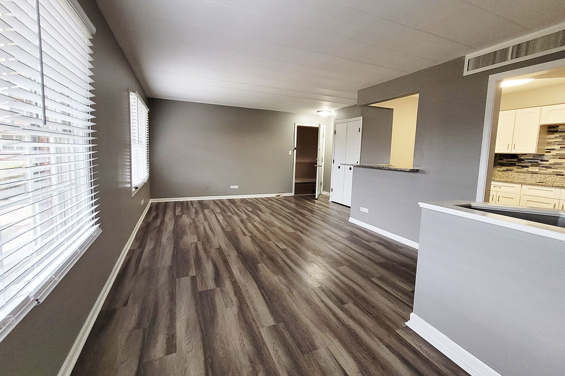 2820 Dundee Road Unit: 2B