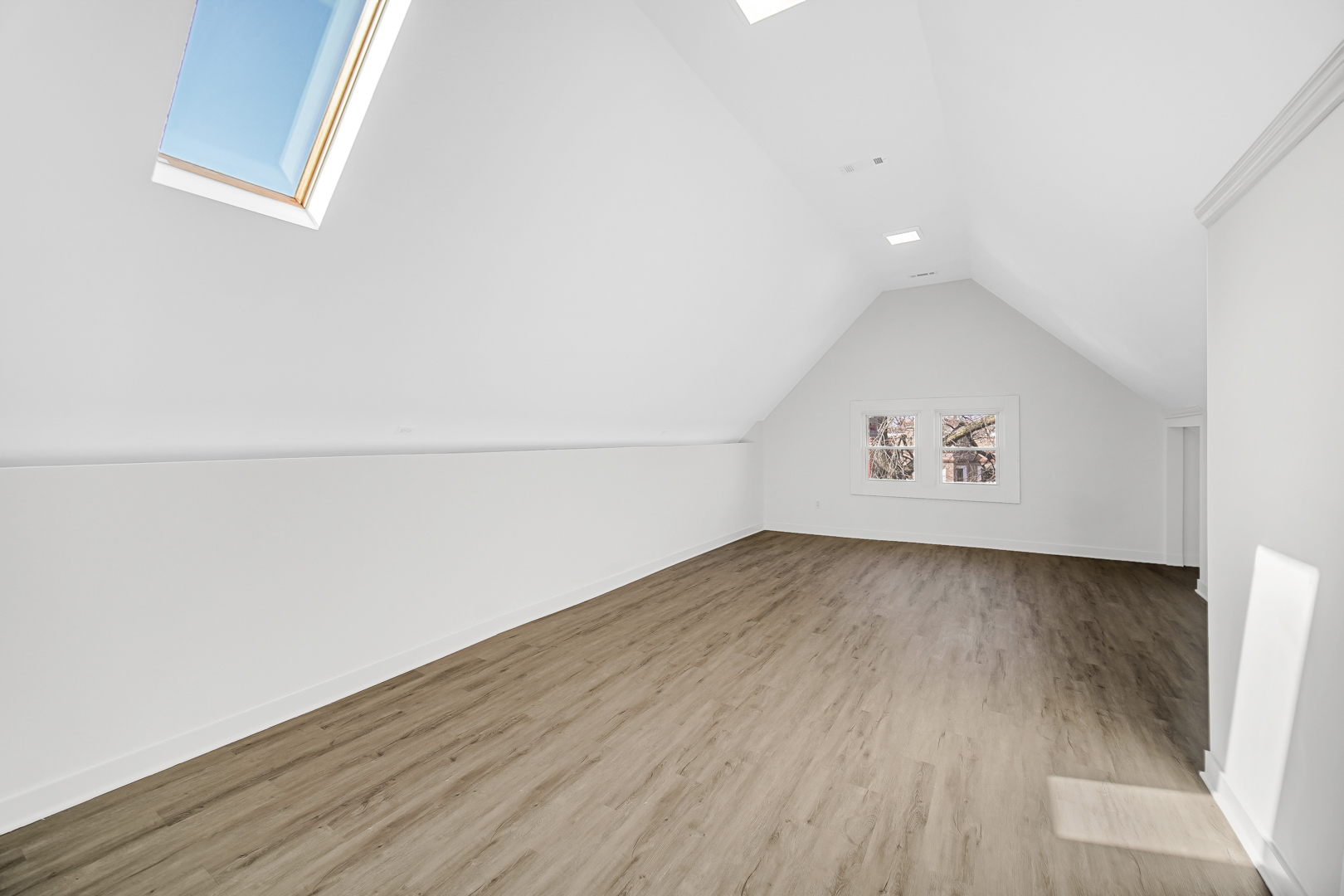 3645 N Albany Avenue