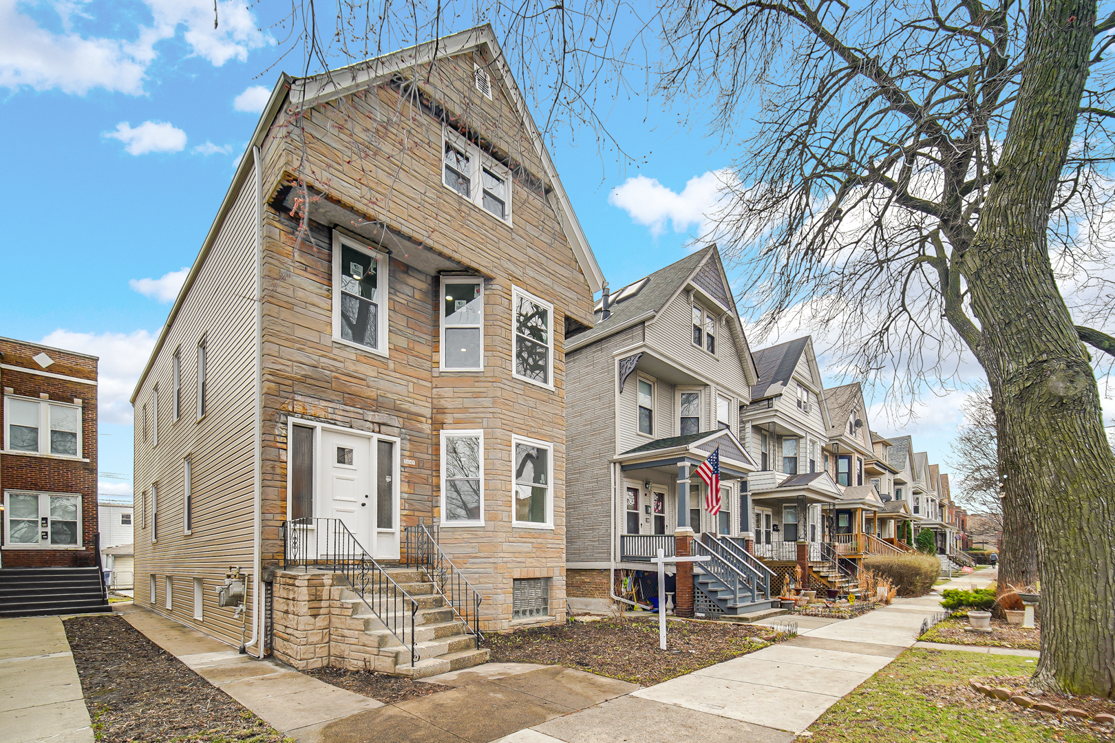 3645 N Albany Avenue