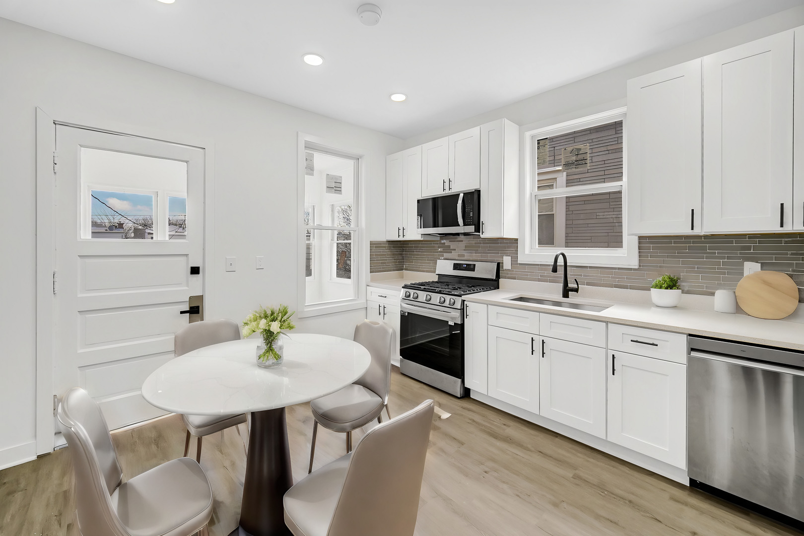 3645 N Albany Avenue