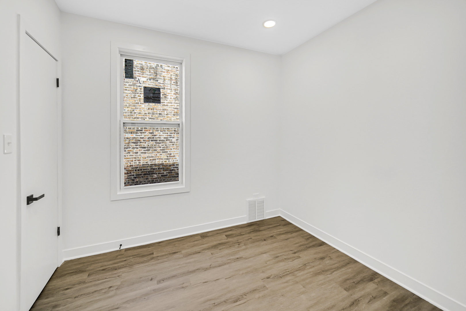 3645 N Albany Avenue