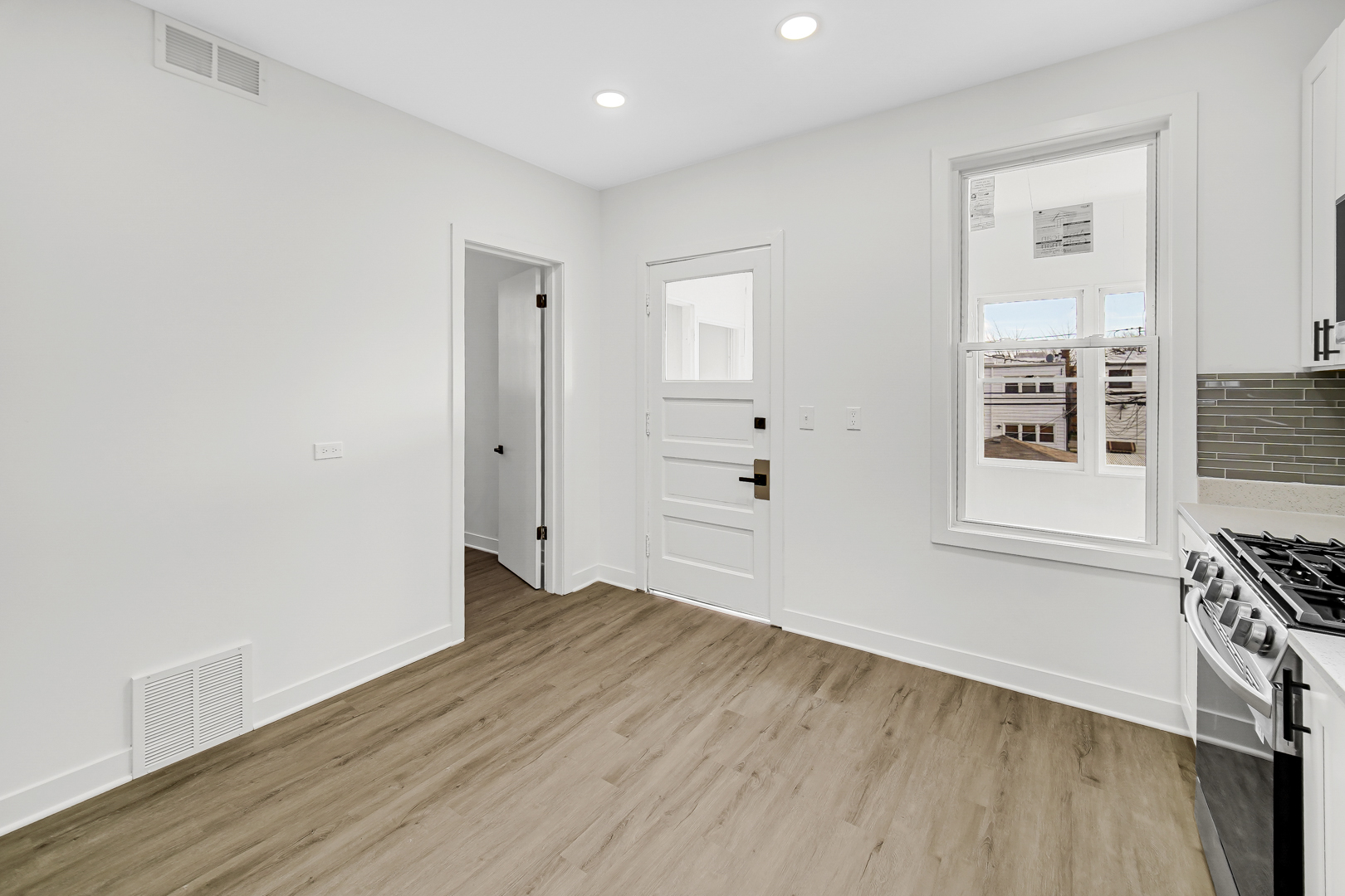 3645 N Albany Avenue