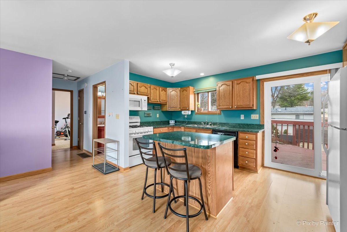 3006 E Hickory Drive