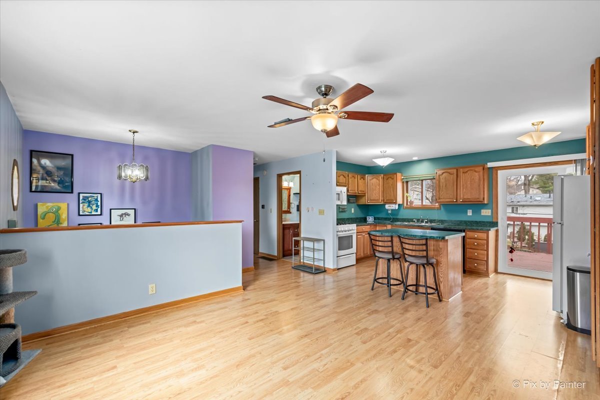 3006 E Hickory Drive