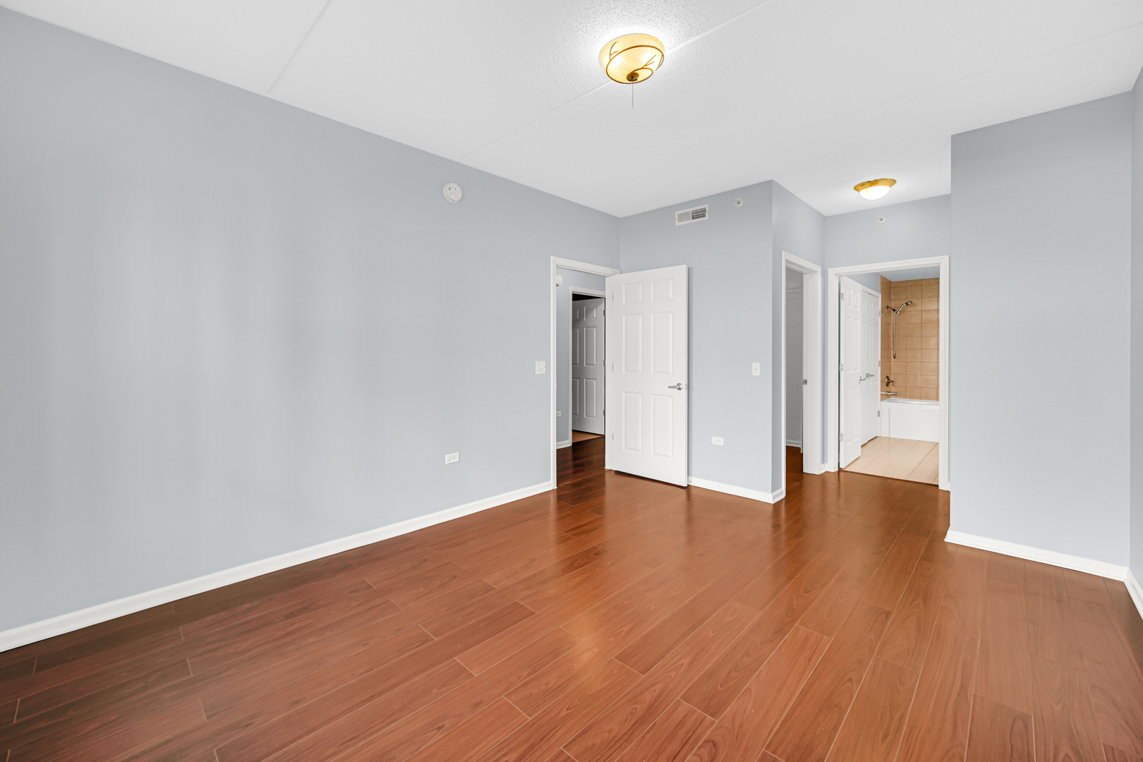 656 Pearson Street Unit: 212C