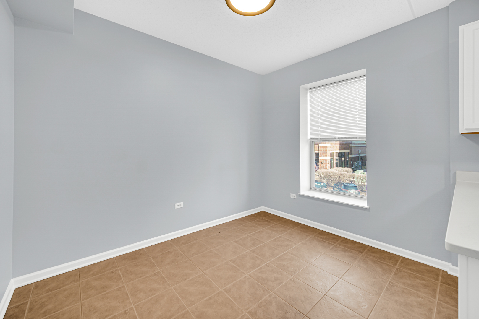 656 Pearson Street Unit: 212C