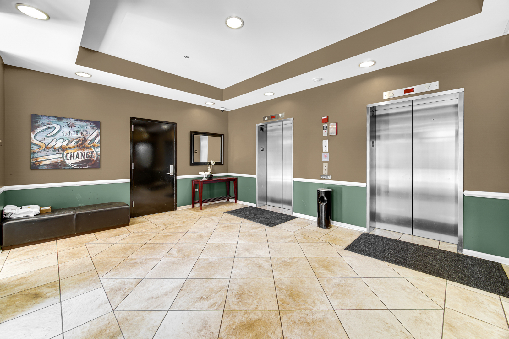 656 Pearson Street Unit: 212C