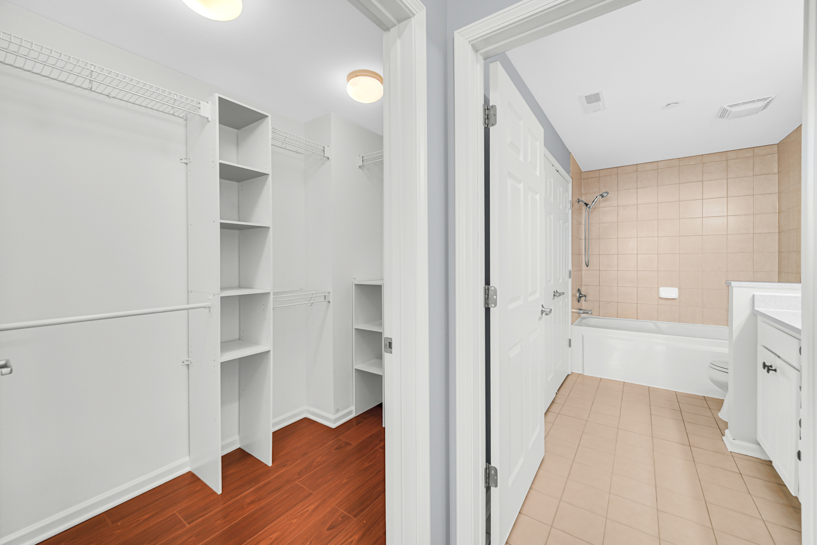 656 Pearson Street Unit: 212C