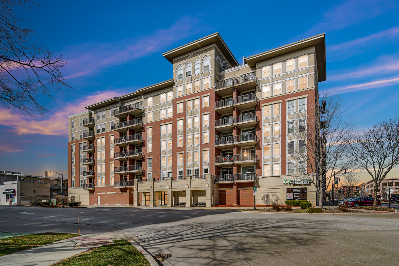 656 Pearson Street Unit: 212C