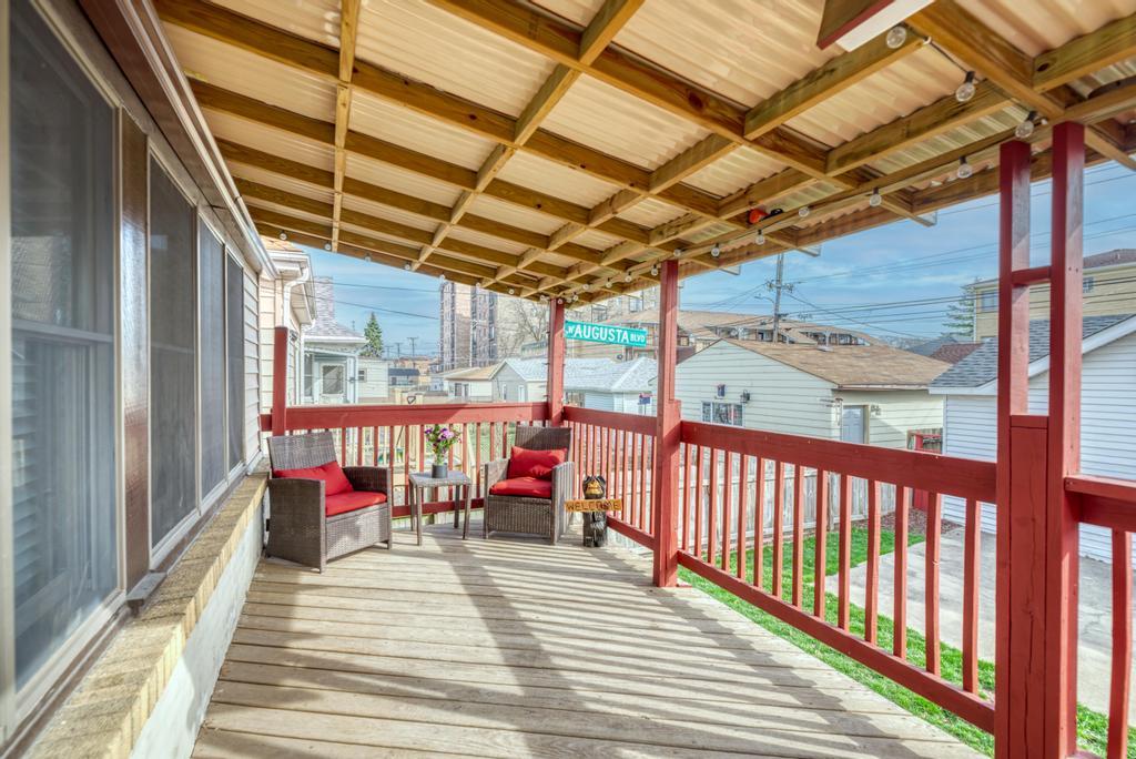 2231 N 72nd Court