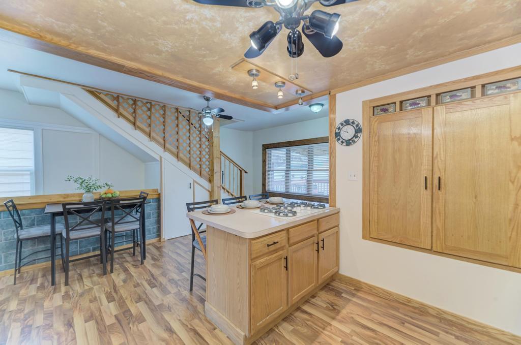 2231 N 72nd Court