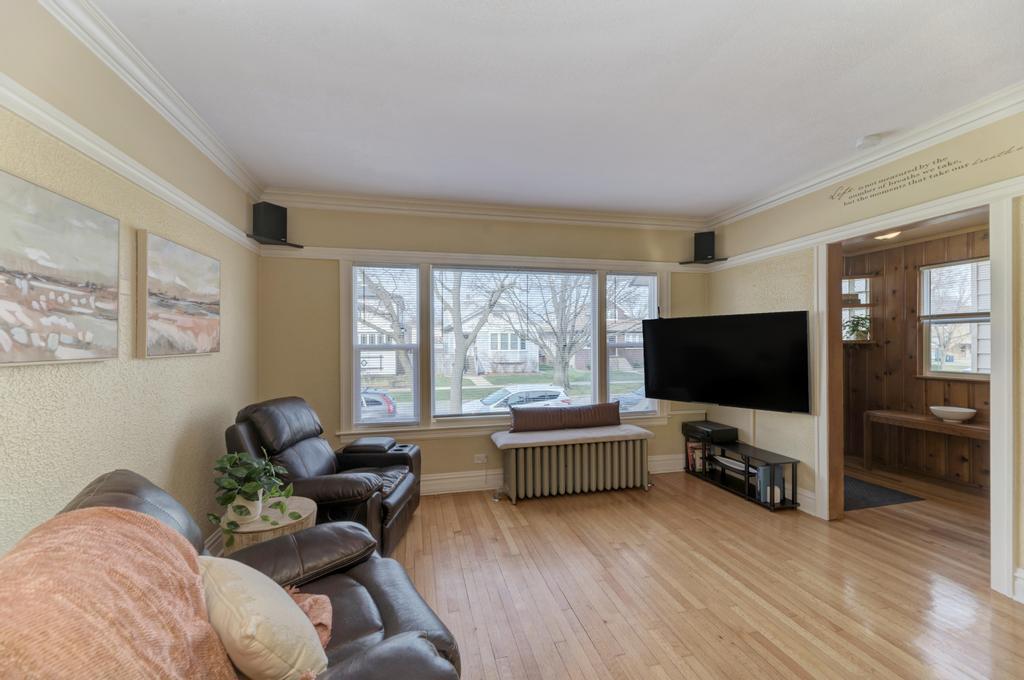 2231 N 72nd Court