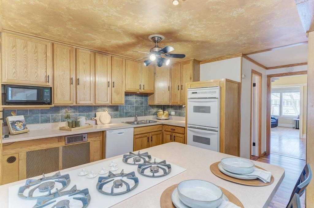 2231 N 72nd Court