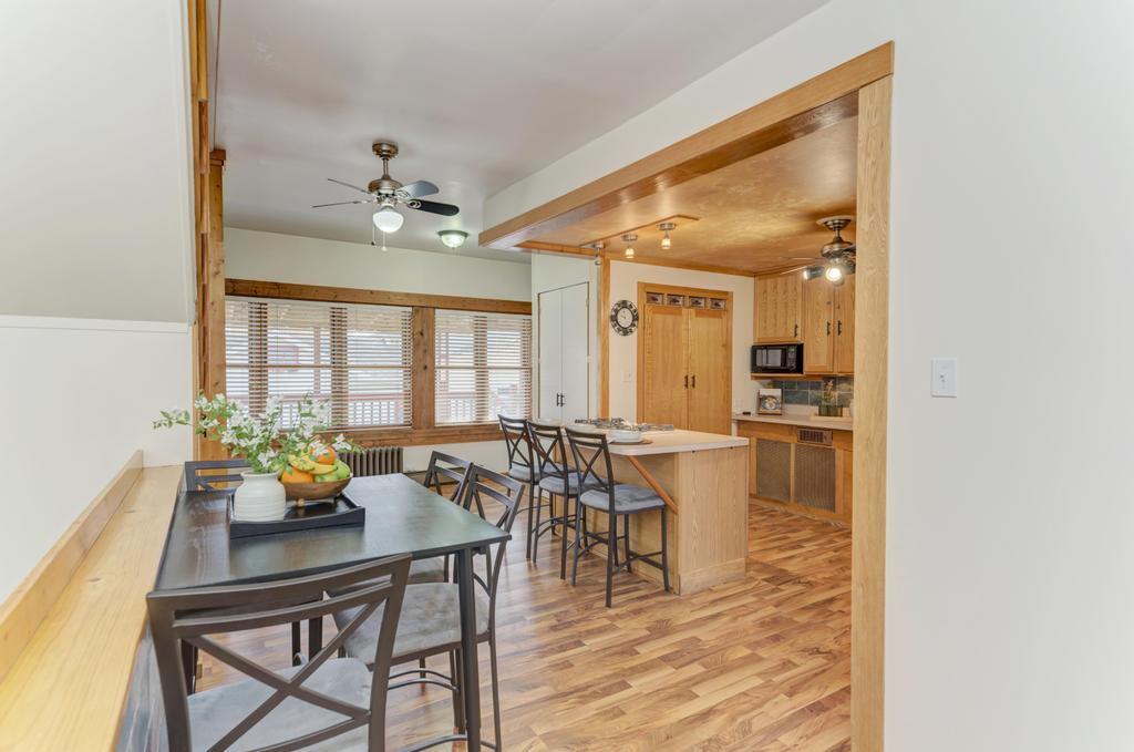 2231 N 72nd Court
