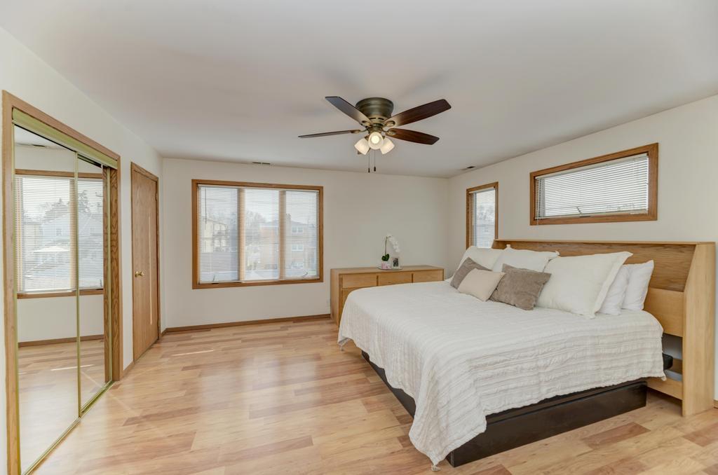 2231 N 72nd Court