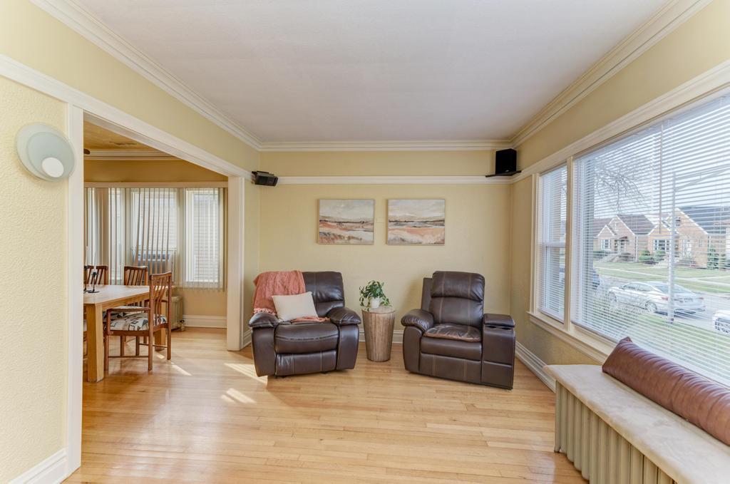 2231 N 72nd Court