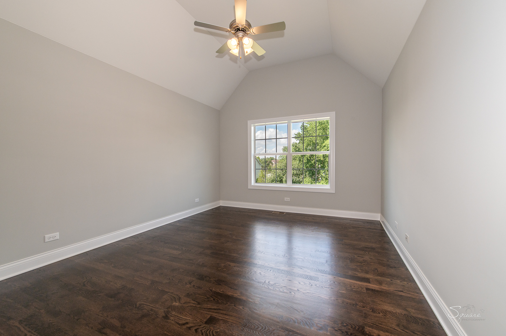 25W275 Doris Avenue