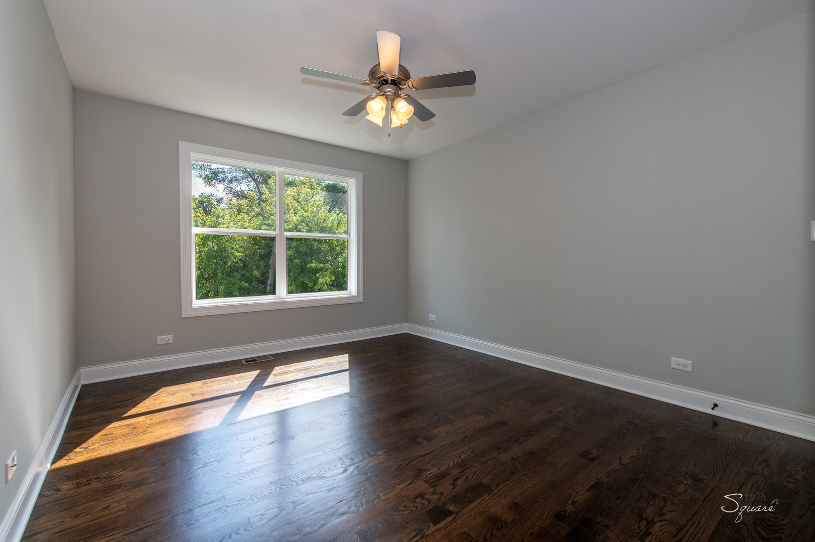 25W275 Doris Avenue