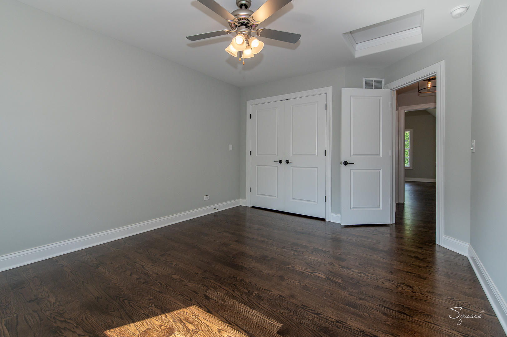 25W275 Doris Avenue