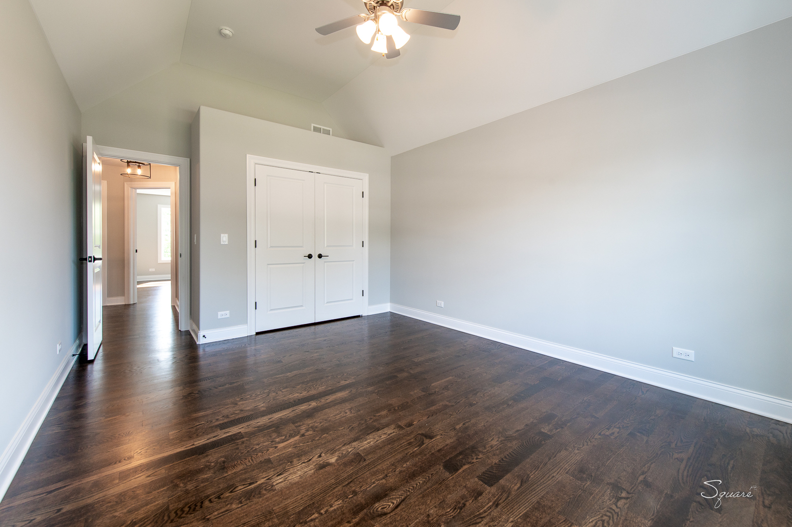 25W275 Doris Avenue