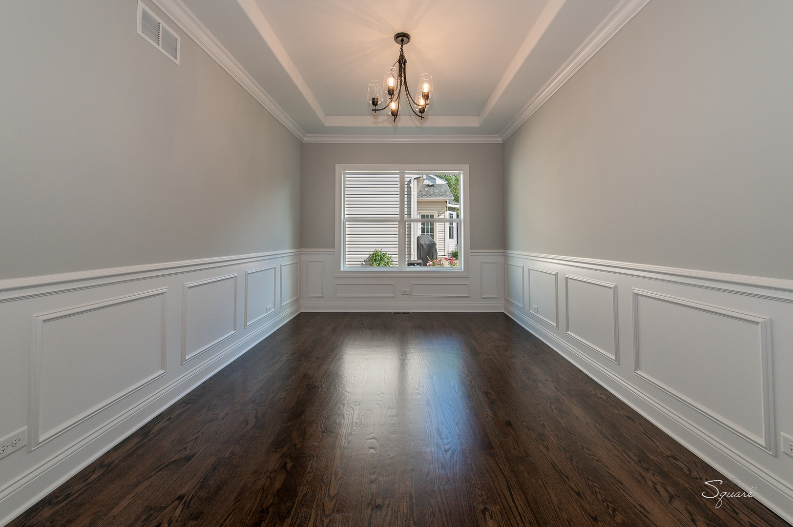 25W275 Doris Avenue