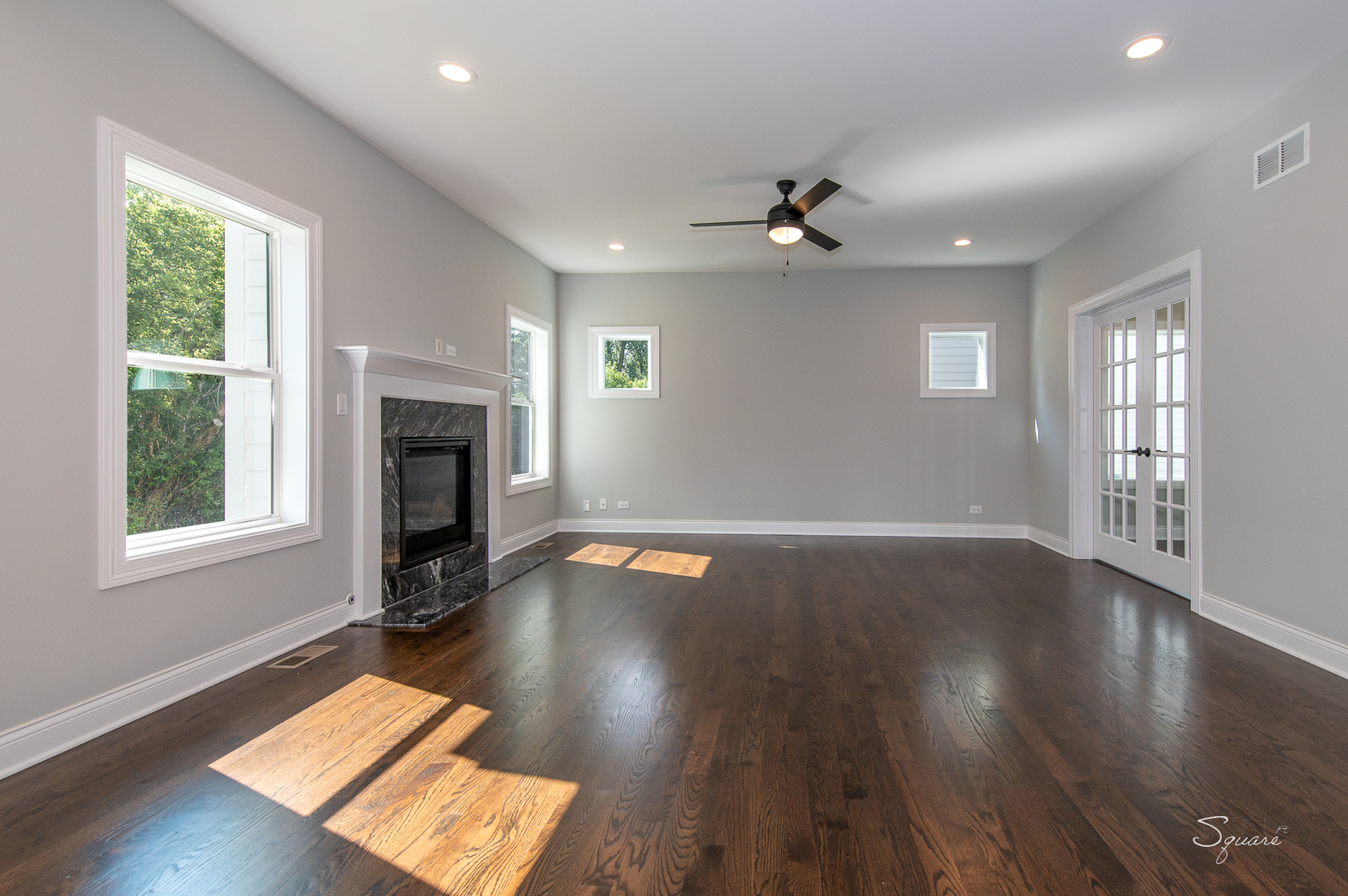 25W275 Doris Avenue