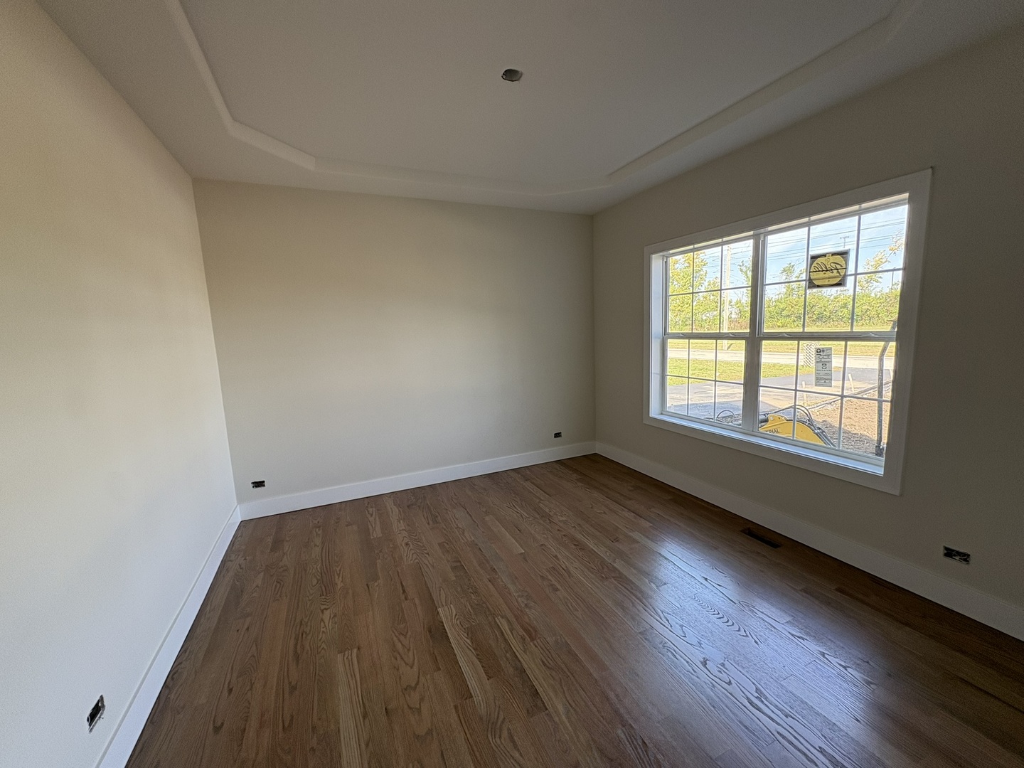 25W275 Doris Avenue