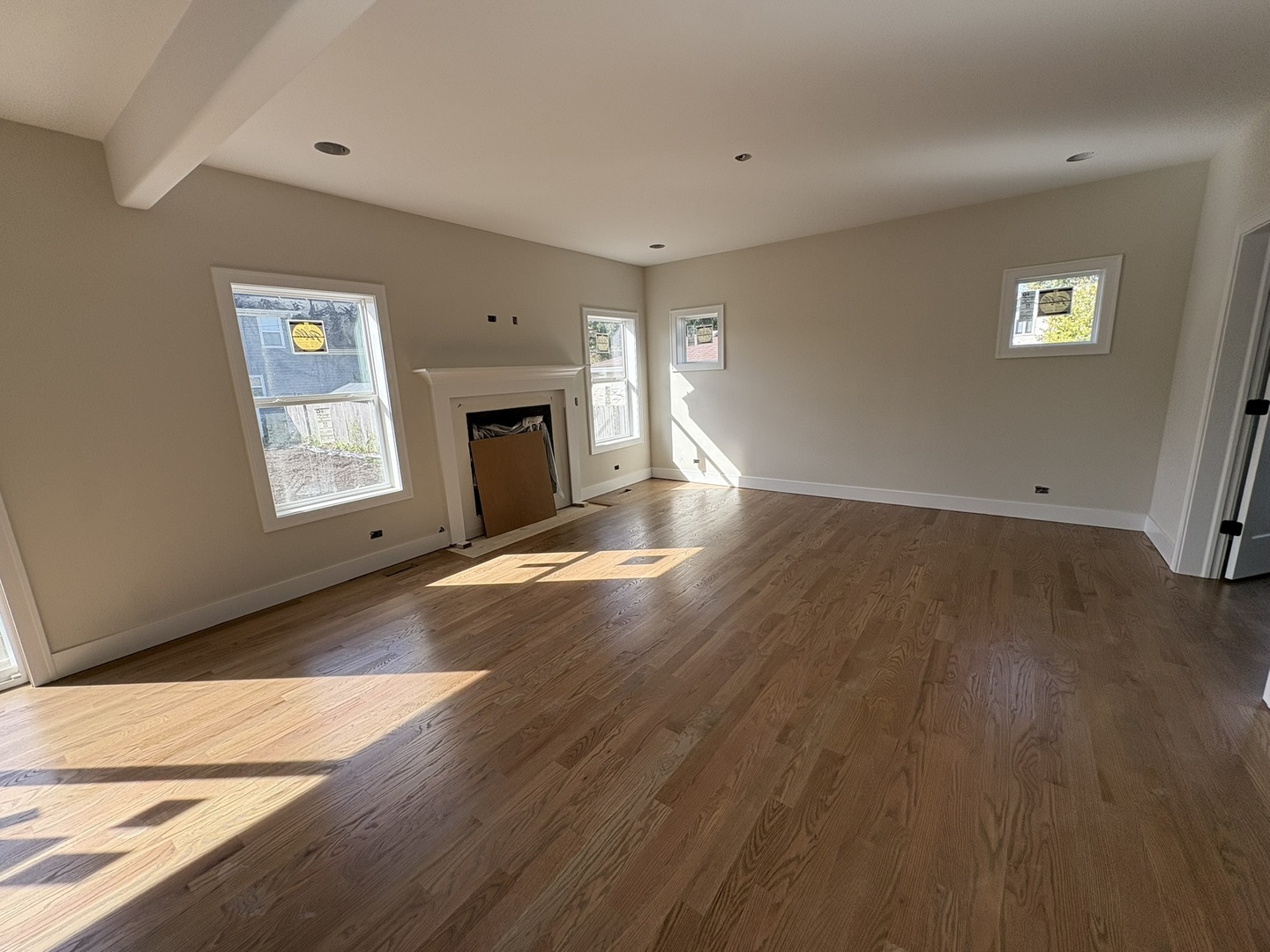 25W275 Doris Avenue