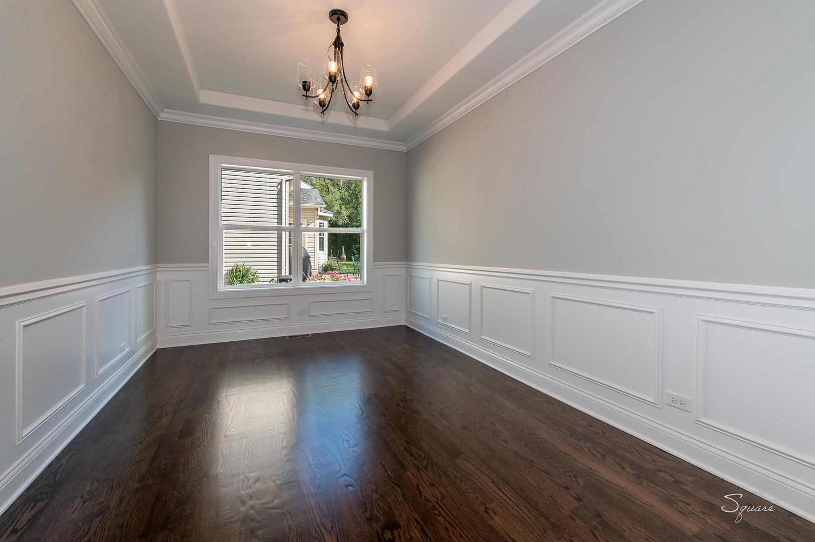 25W275 Doris Avenue