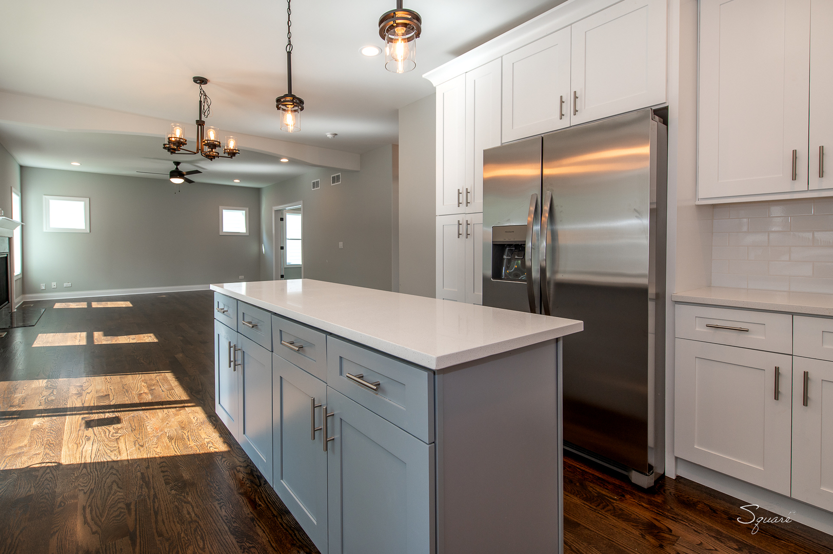 25W275 Doris Avenue