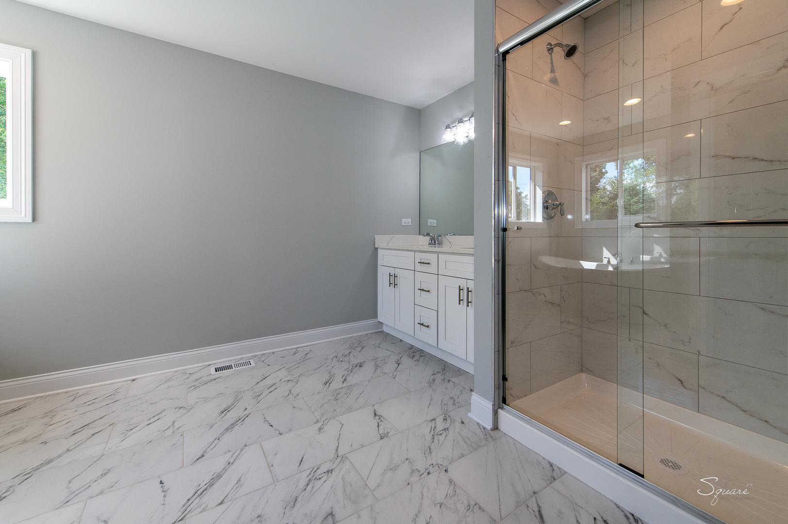 25W275 Doris Avenue