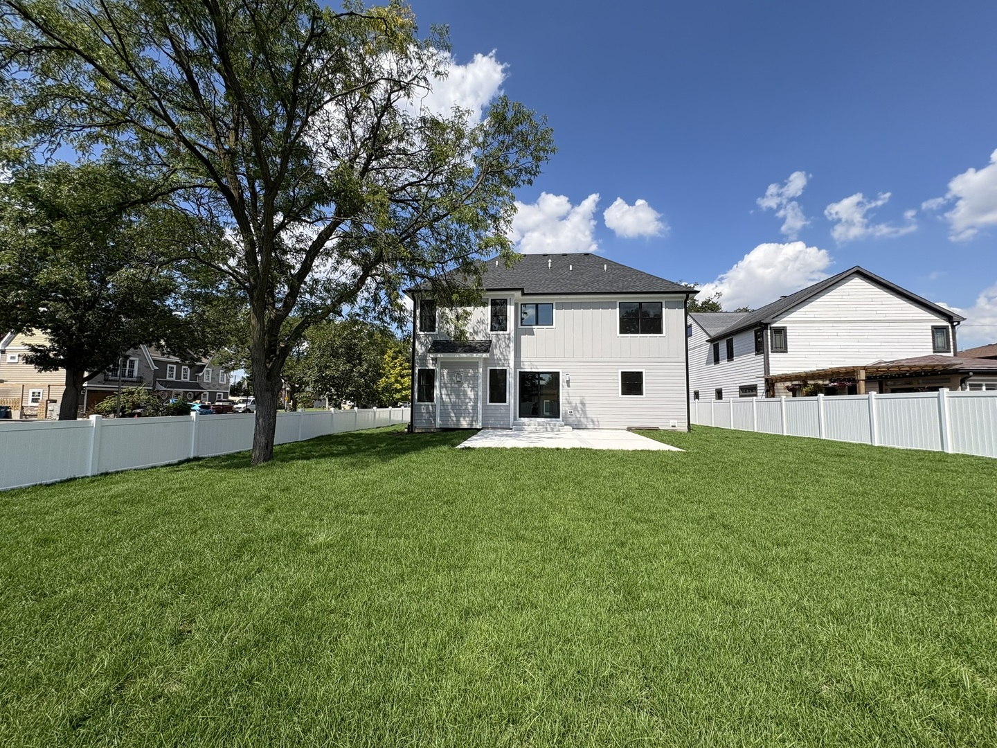 223 N Bonnie Brae Avenue
