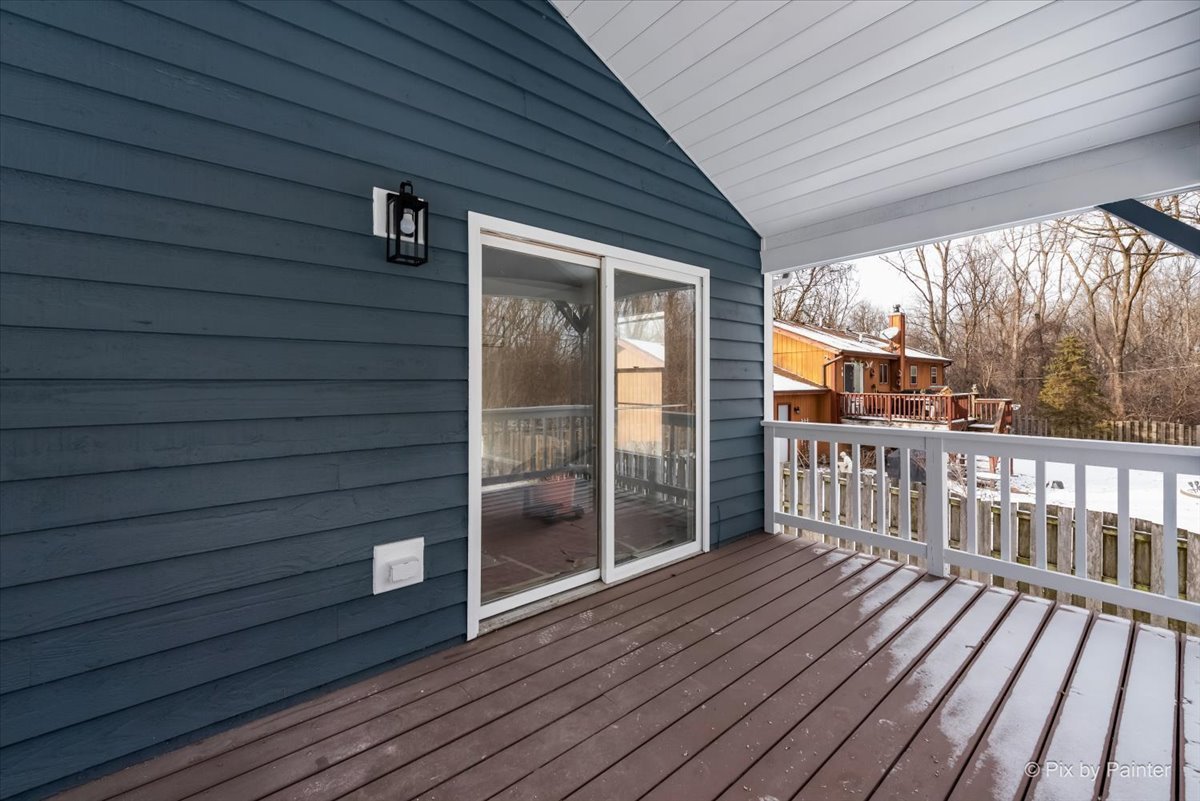 332 Hollywood Terrace