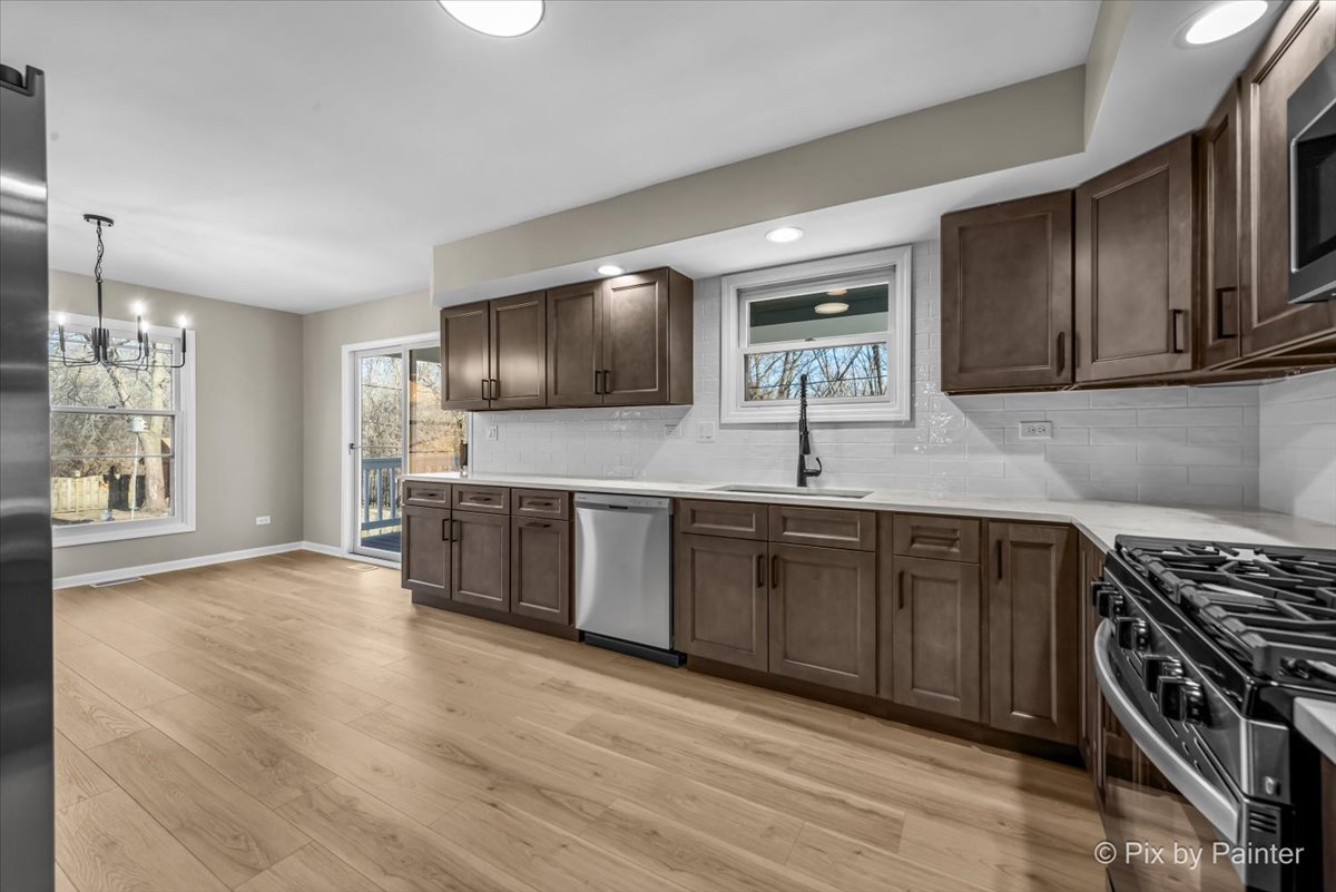 332 Hollywood Terrace