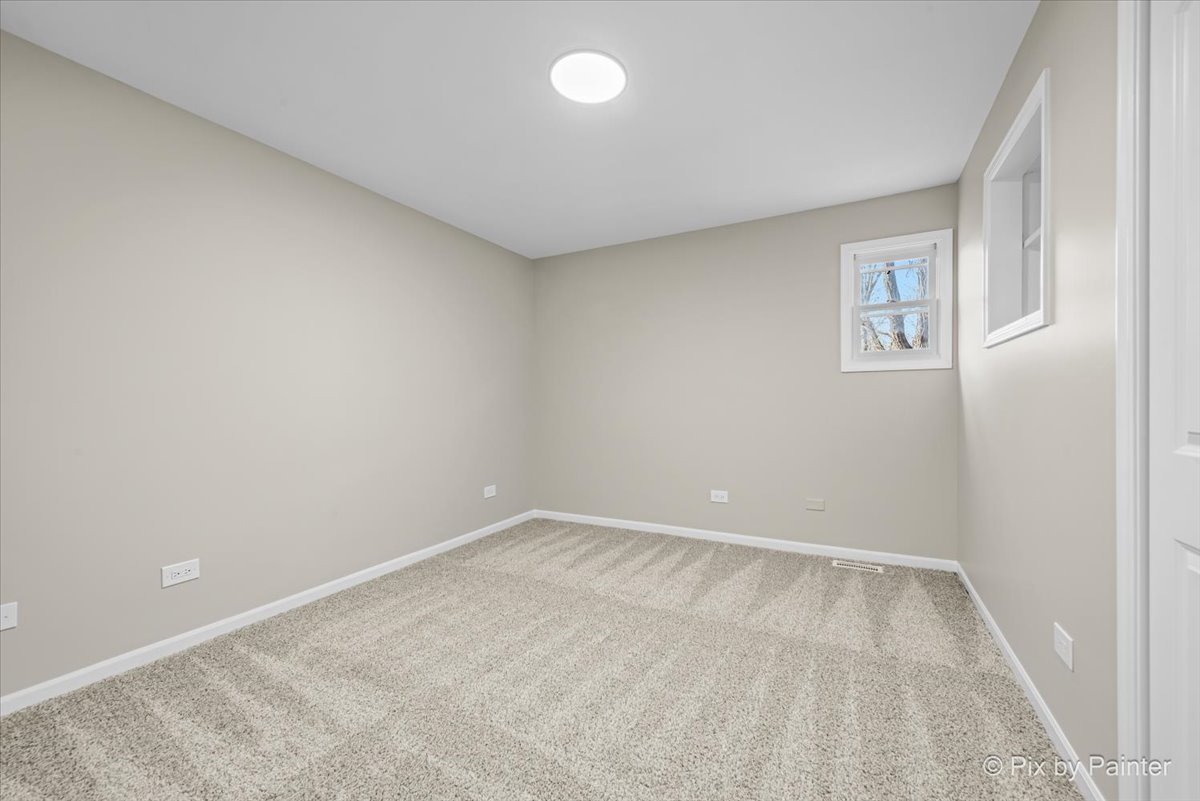 332 Hollywood Terrace