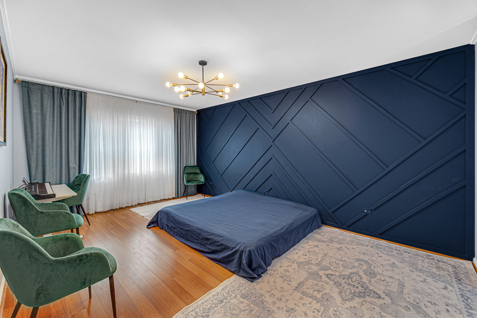 750 Pearson Street Unit: 302