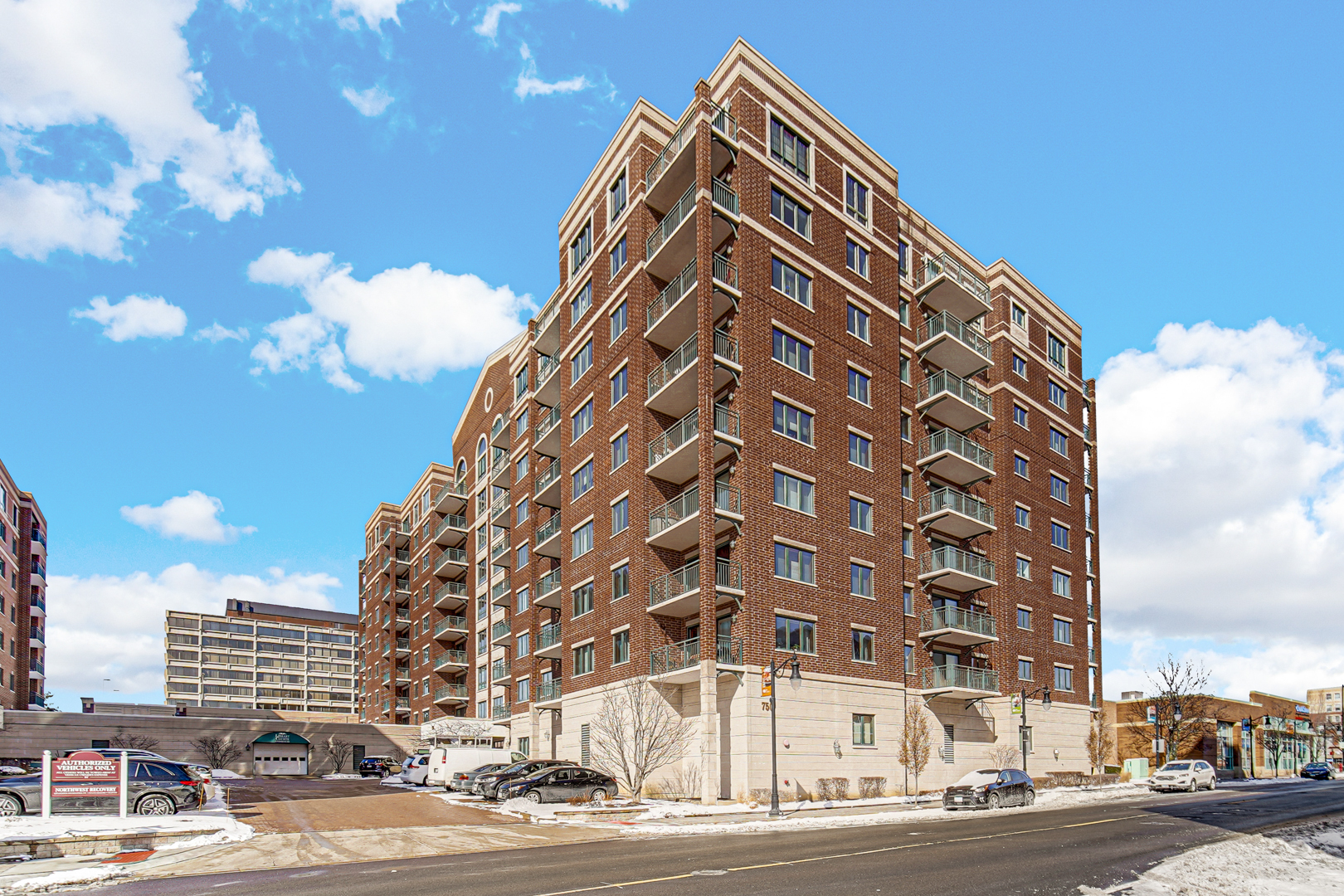 750 Pearson Street Unit: 302
