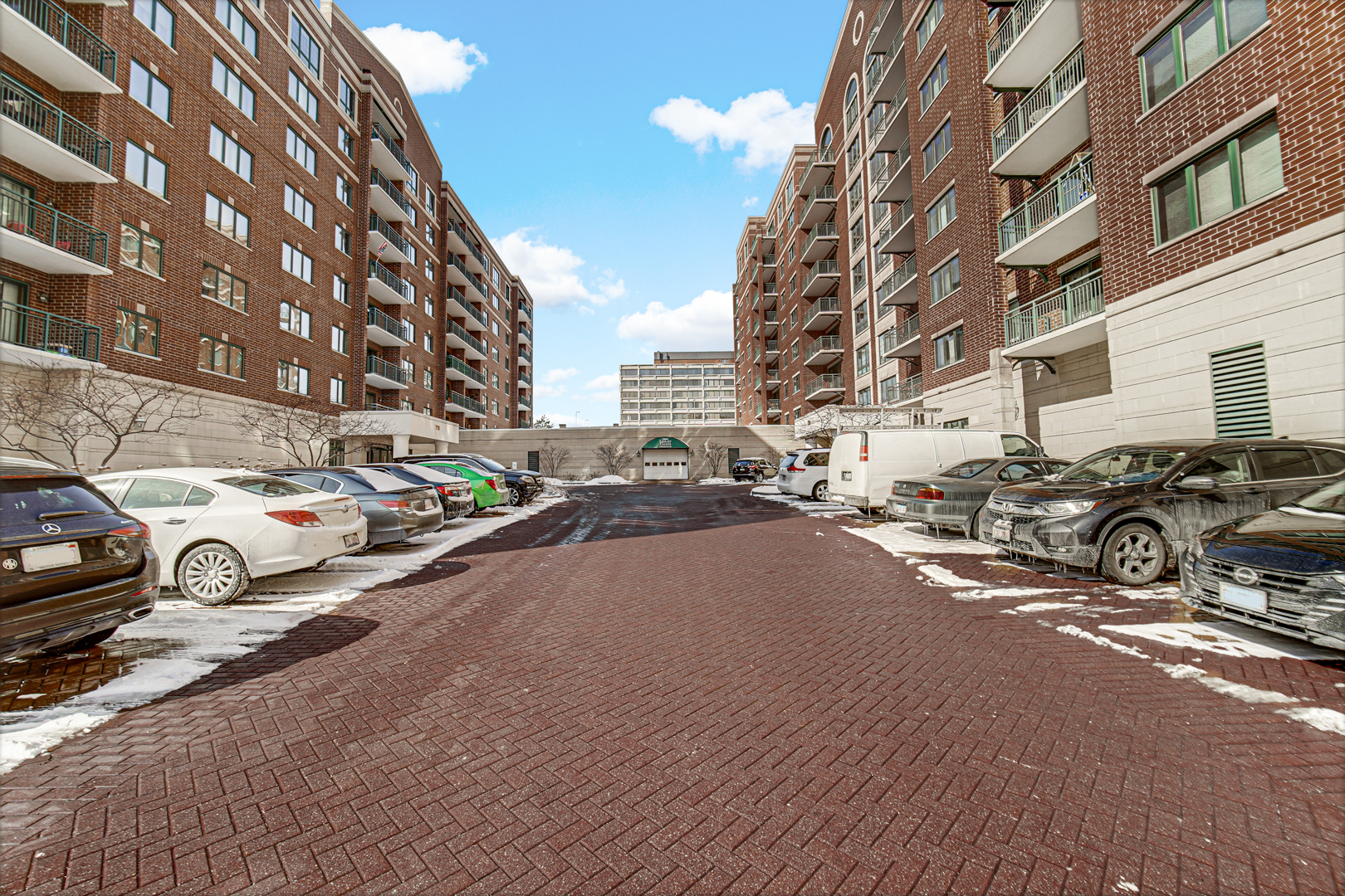 750 Pearson Street Unit: 302