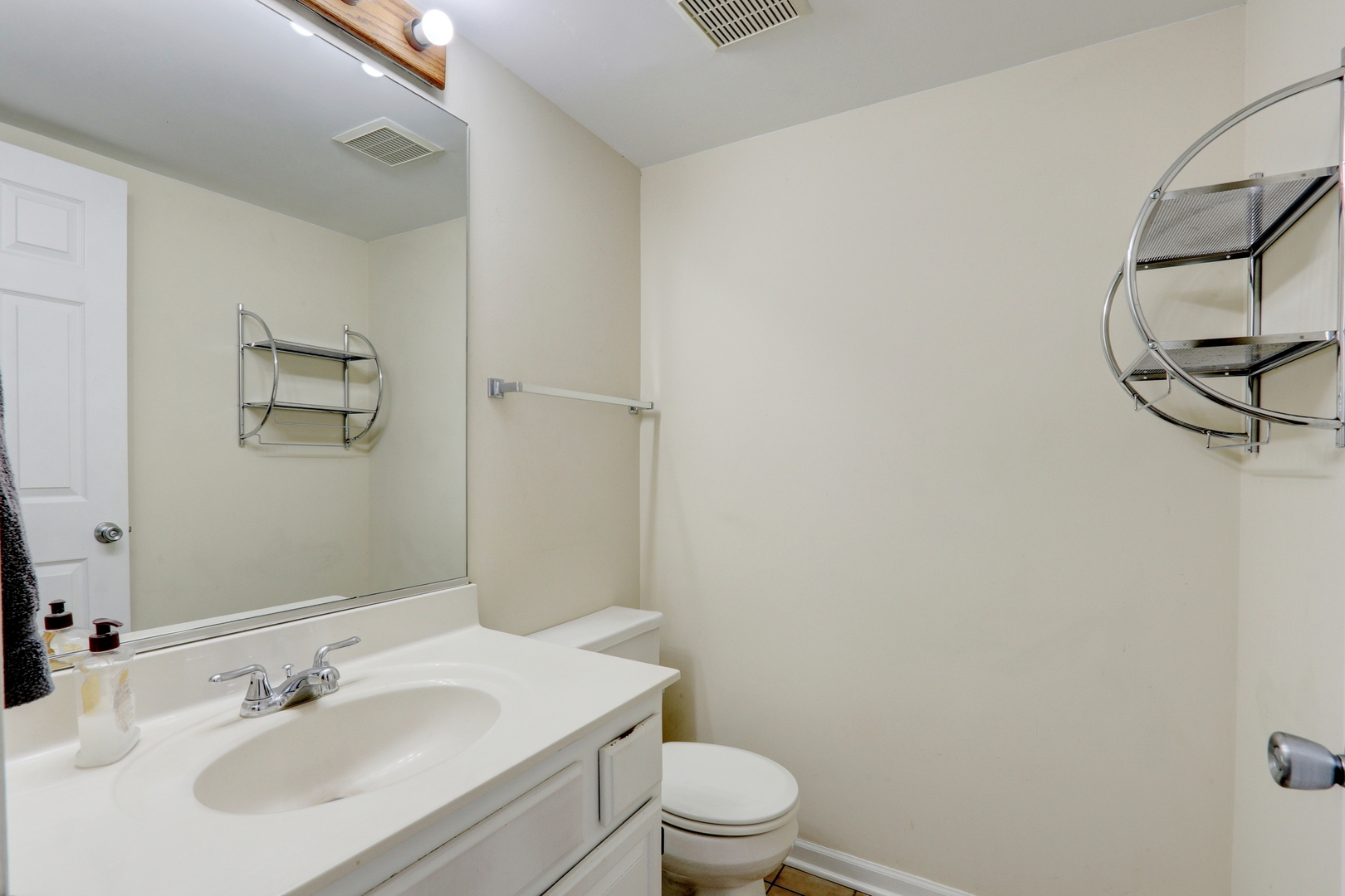 1879 Independence Court