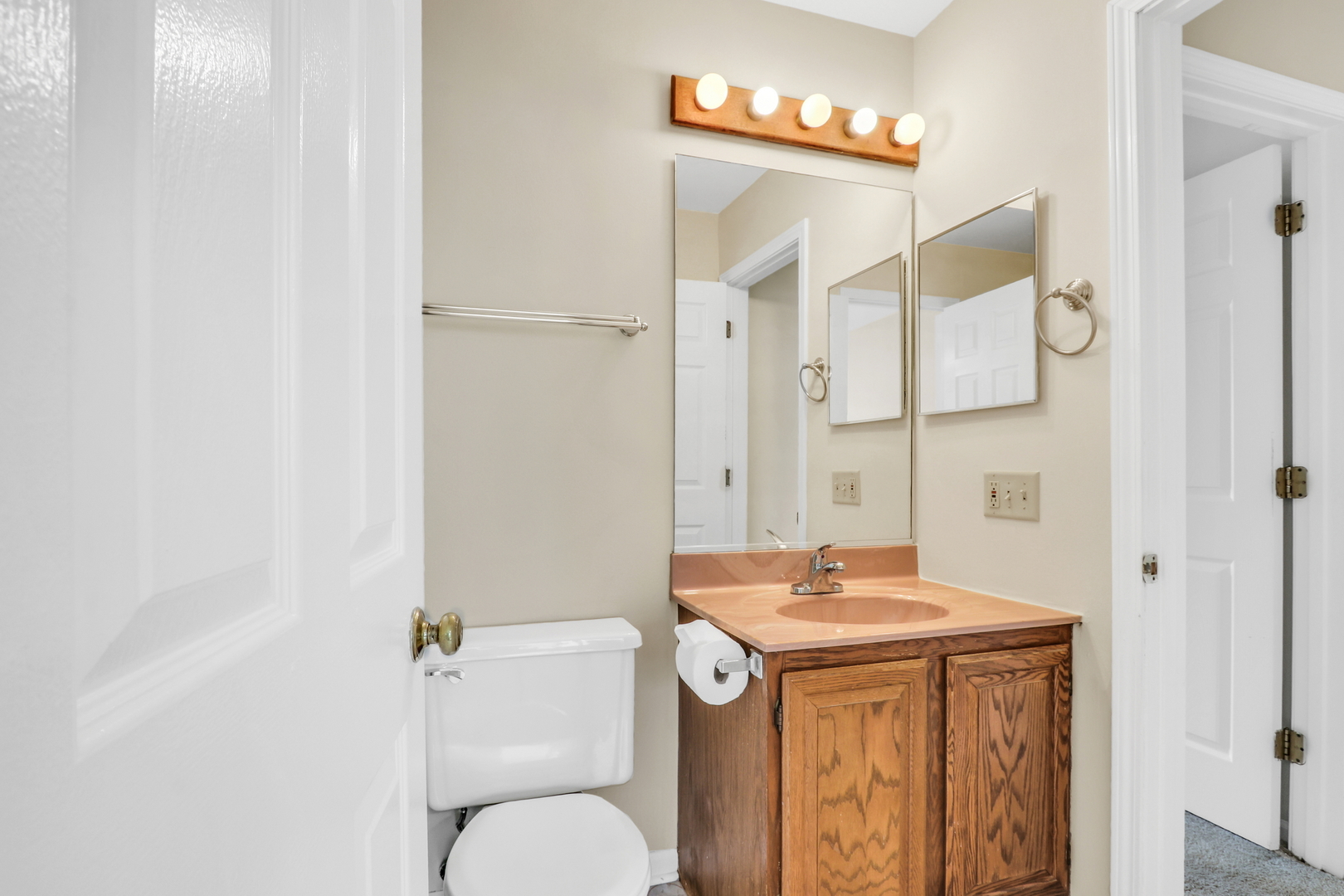 1879 Independence Court