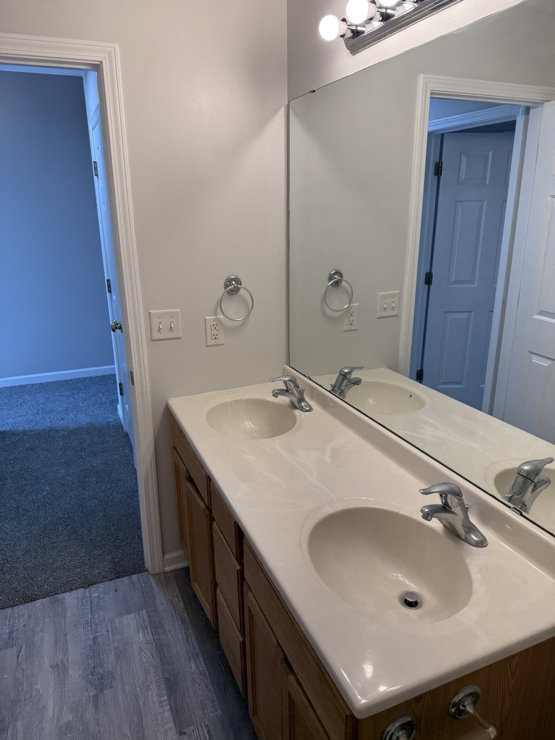 2502 Alpha Court E