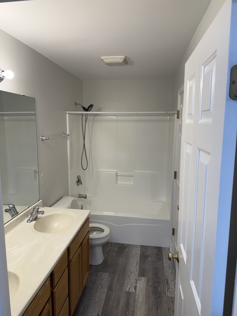 2502 Alpha Court E